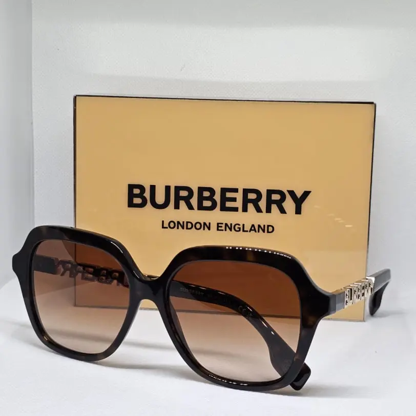 1-BURBERRY-los