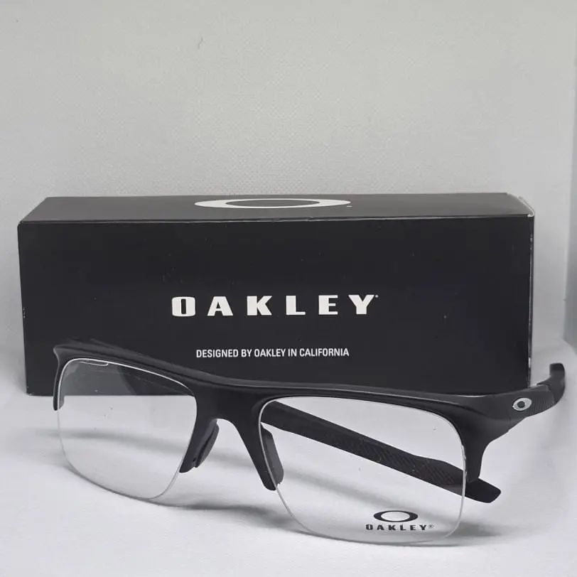 3-OAKLEY-LOS