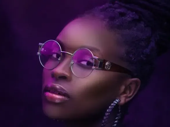 Montures femmes chez Lynx Optique à Abidjan
